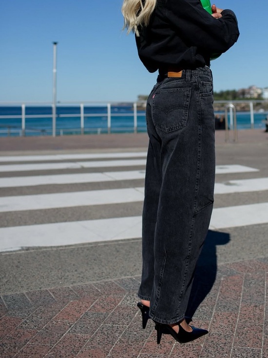 Levi's Denim - Levi’s Baggy Dad Barrel Jean